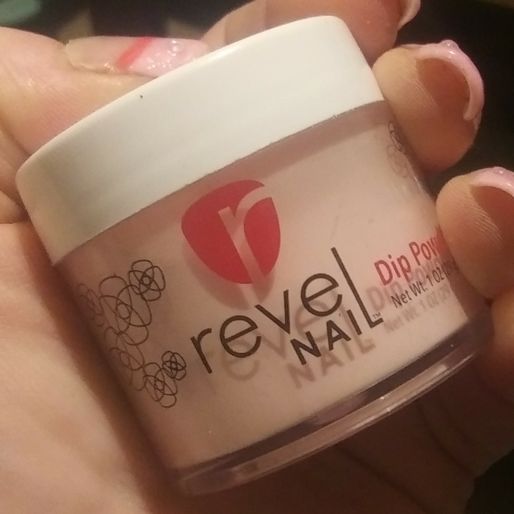 LIGHT PINK REVEL NAIL DIP POWDER